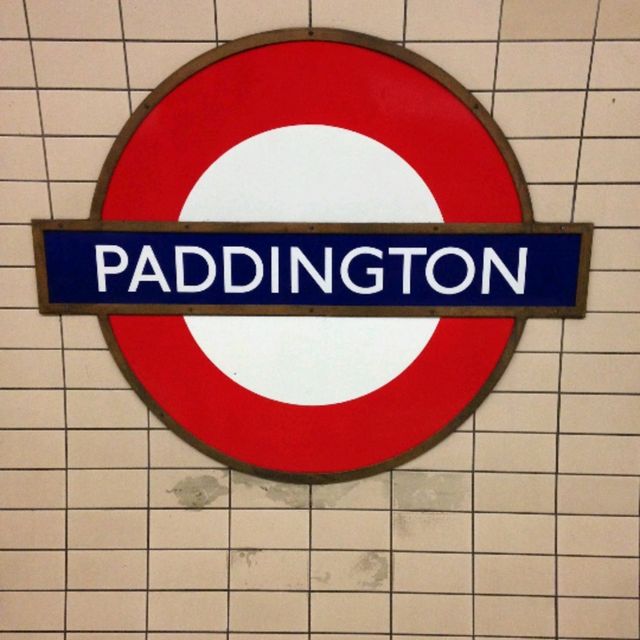 ロンドン 地下鉄 Paddington駅とPaddingtonショップ