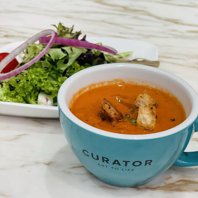 ☕️☕️CURATOR Art & Cafe