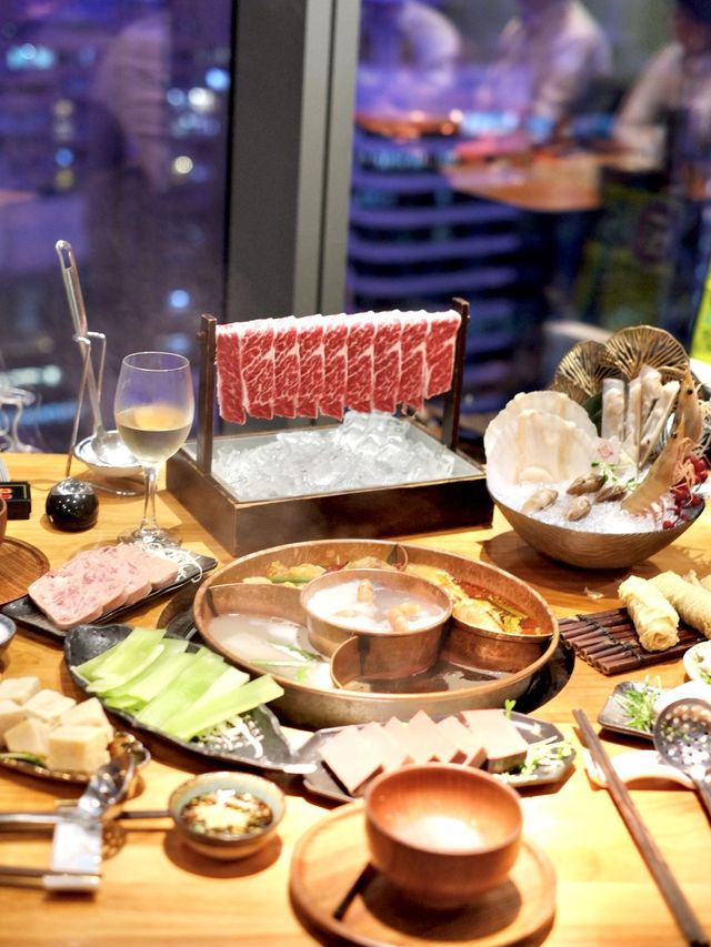  銅鑼灣｜飽覽維港美景高質火鍋店