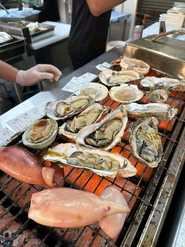 อิ่ม อร่อย ฟินสุดๆที่ตลาดปลาซึคิจิ โตเกียว 🦪🦞🦑🦐🍣🍢🍤