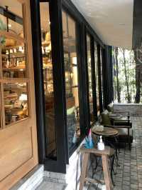ย้อนเวลา ไปคาเฟ่ ณ ลาดพร้าว☕️