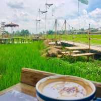จิบกาแฟแลนา @รักษ์นา คาเฟ่ท์ 