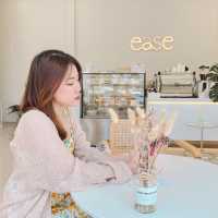 Ease คาเฟ่ @พิษณุโลก