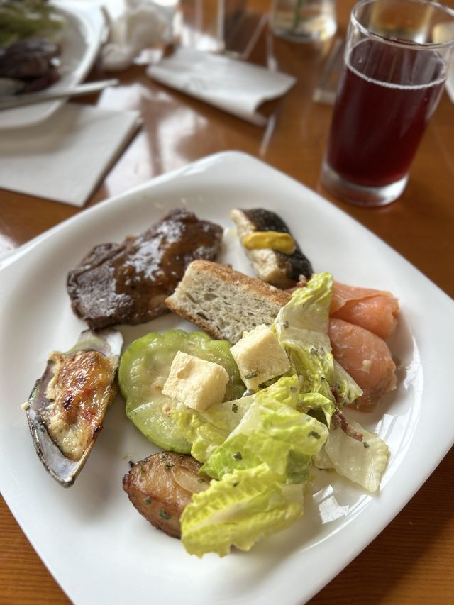 ［宜蘭/礁溪］ 雲天自助餐廳🍴｜被自助餐耽誤的風景區?!🤣 