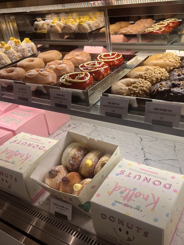 韓国/ソウル【蚕室】大人気！ドーナツチェーン店のロッテワールドモール店♡