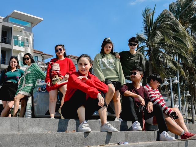 ชวนเพื่อนๆมาถ่ายรูปเล่นที่บางแสน🌊