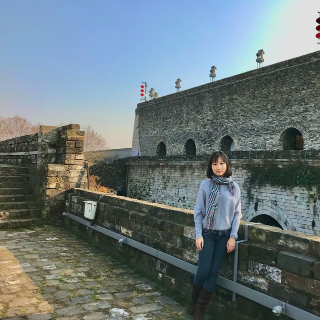 A Gateway to History - Zhonghua Men