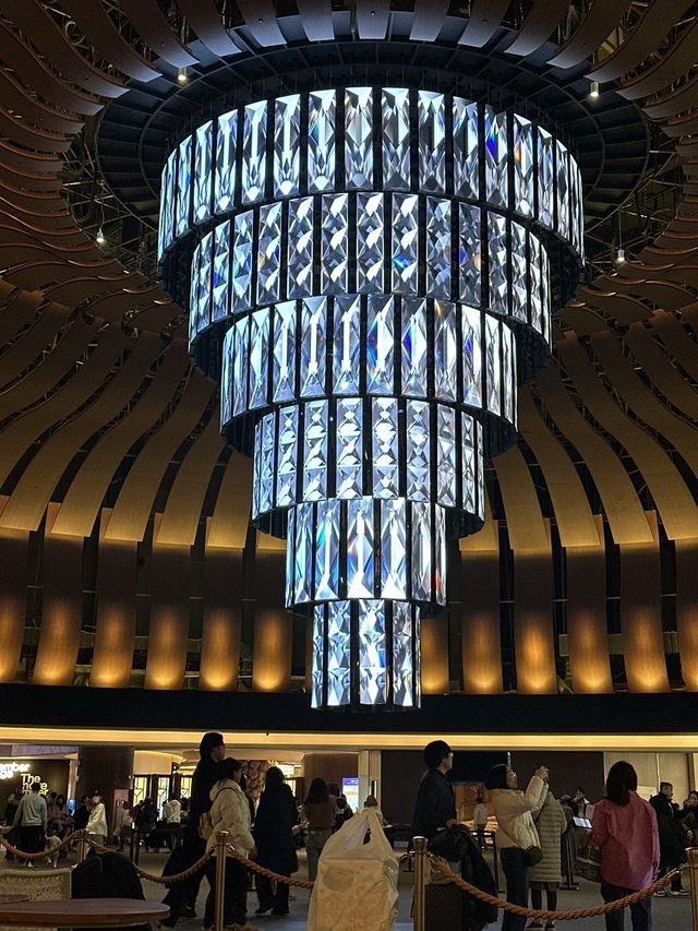화려한 무료 공연으로 눈이 즐거운 🎭 인스파이어 엔터테인먼트 리조트