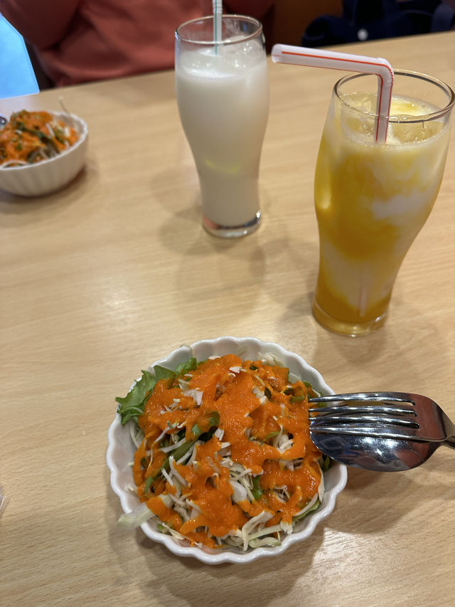 ドデカっ！大満足のインドカレー屋さん