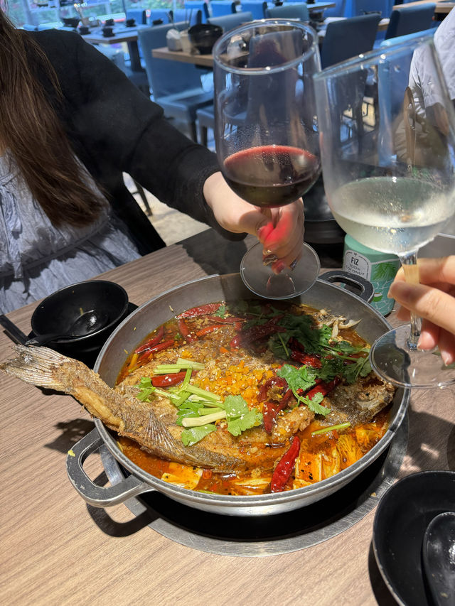 《任你魚肉雞煲烤魚火鍋放題》