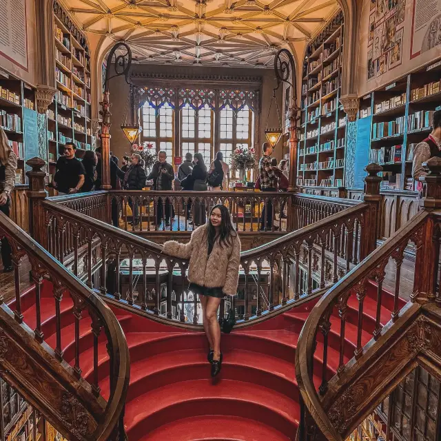 The Most Beautiful Bookstore in the World is in Portugal