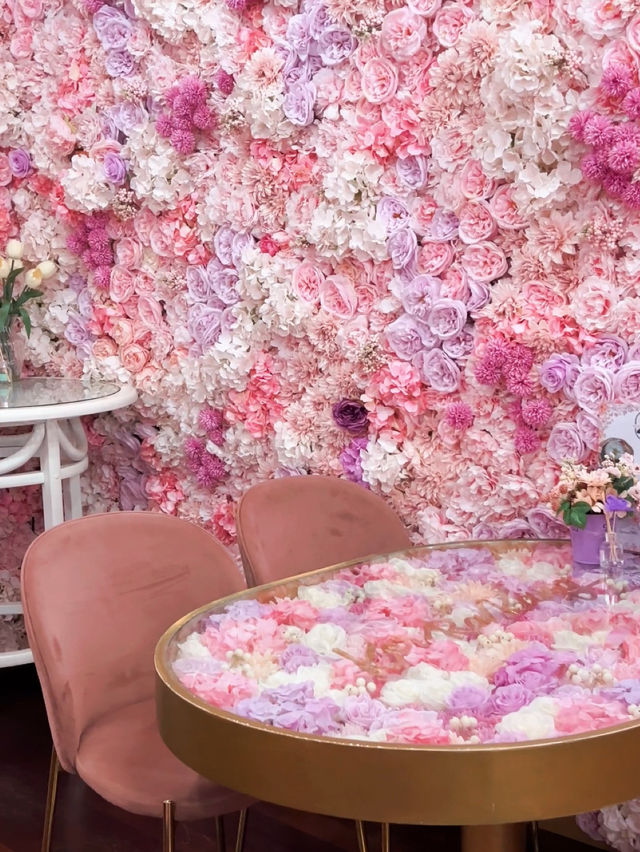 【布吉粉紅花花Cafe】泰式甜品，影相位滿滿