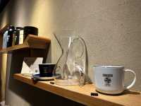 東京・銀座。盆栽のある銀座カフェ『BONGEN COFFEE Tokyo Ginza』