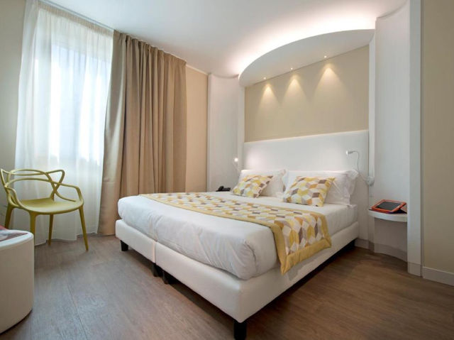 Ark Hotel