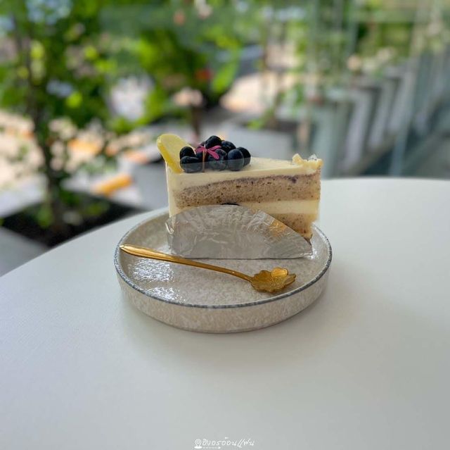 คาเฟ่น่ารักๆ มีตุ๊กตาให้ถ่ายรูปด้วย🥰