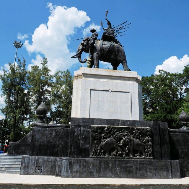 อนุสรณ์ดอนเจดีย์ จ.สุพรรณบุรี