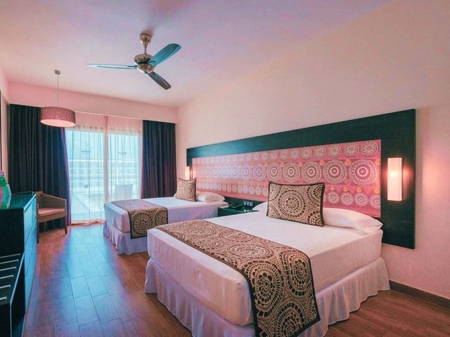 🌴 Beachside Stay at Riu Sri Lanka 