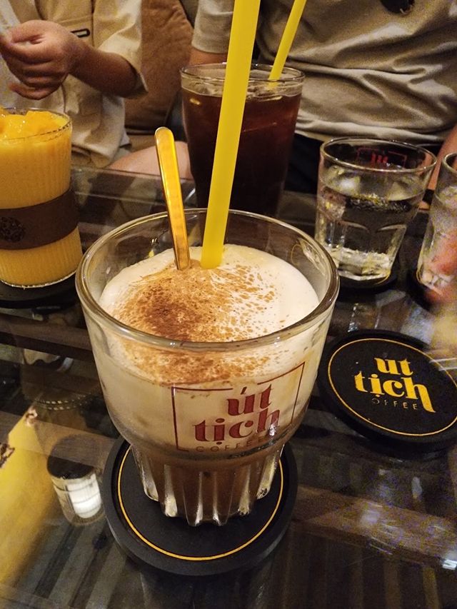 ⸝⸝ʚ̴̶̷̆ˬʚ̴̶̷̆⸝⸝❤︎ 다낭 웃띠크 카페 Út Tịch café