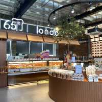 Newly Opened Food Hall in Penang with Robot Serving Food