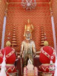 สักการะพระเจ้าตากสิน วัดลุ่ม