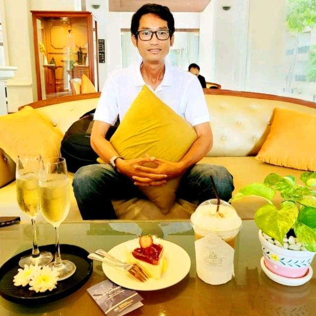 Unique And Unwind : World Hotel Distinctive 