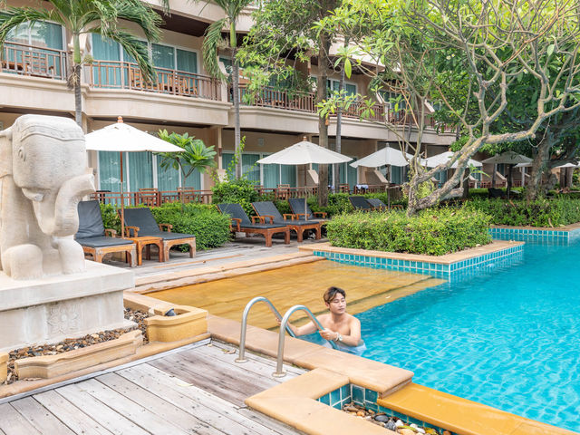 Avalon Beach Resort Pattaya 