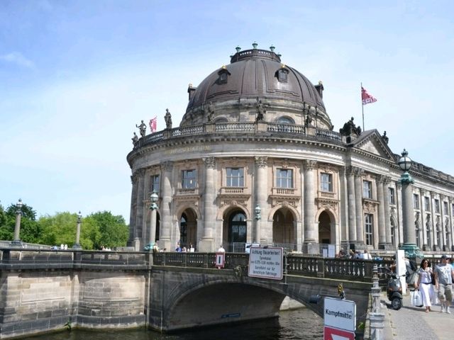 A remarkable collections of relics in the Bode Museum