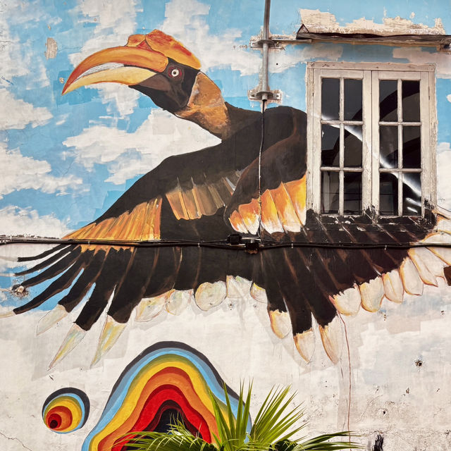 **"Solo Adventure in Kuching: Exploring the Vibrant India Street Market"**