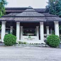 รีสอร์ทวิวสนามกอล์ฟ