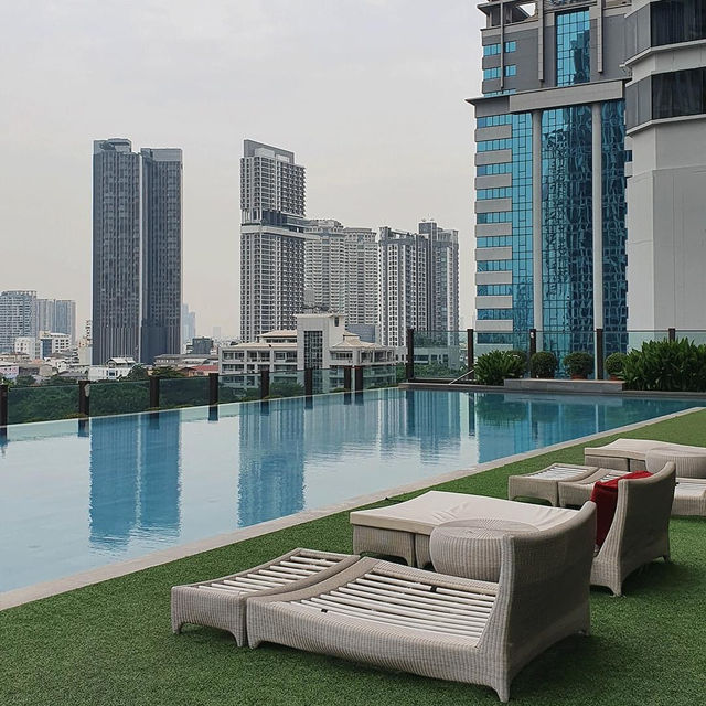 Urbana Sathorn Hotel กรุงเทพฯ