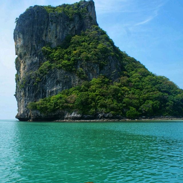 เกาะสวยกลางทะเลอ่าวไทย