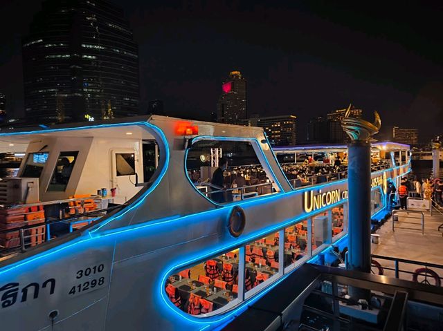 ล่องเรือ unicorn cruise แม่น้ำเจ้าพระยา