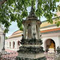 Phra Pathom Chedi Temple