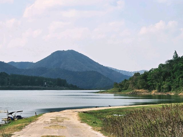 อ่างเก็บน้ำ ห้วยท่าเคย บ้านคา ราชบุรี 