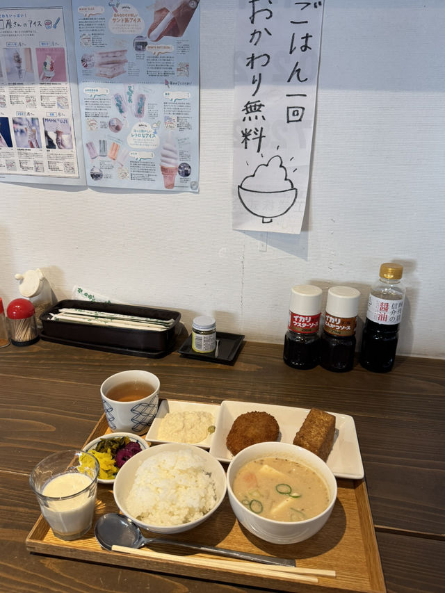 土日祝は行列必須！お豆腐屋さんの朝食