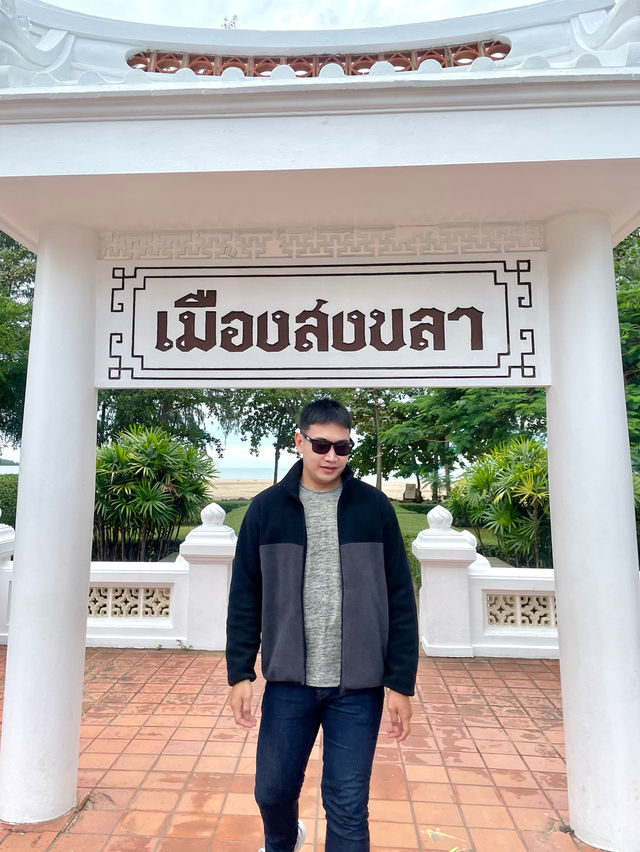  หาดสมิหลา
