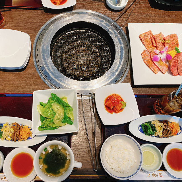 熊本Day4：探索《水前寺成趣園》的和風秘境、饗宴《敘敘苑》的極致燒肉、午後的《岡田咖啡》悠閒時光