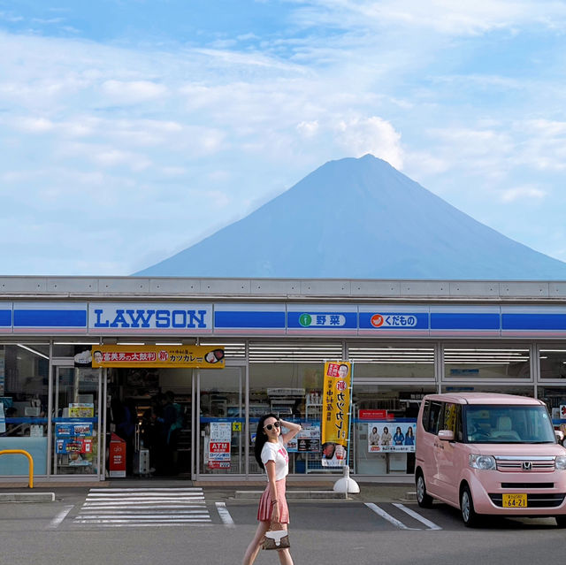 夏季富士山絕景🗻 沒帶白帽的富士山也很迷人！