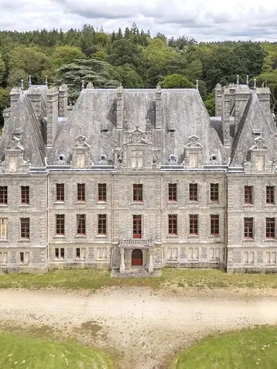 Castle in Carentoir, France