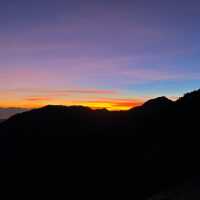 Discover the beauty of Hehuanshan with stunning sunrise view 