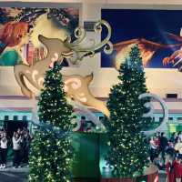 Christmas Parade at Universal Orlando: Spectacular Celebration