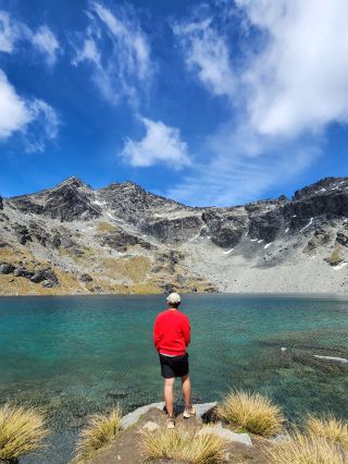Discover the Beauty of Lake Alta: A Scenic Paradise Above Queenstown