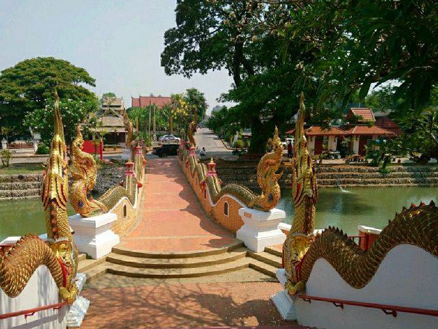 ความงาม..วัดพระแก้วดอนเต้าสุชาดาราม