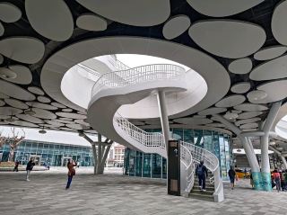 Путешествия по Гаосюну — Зелёный холм, Небесный сад и Небесный сад на железнодорожном вокзале Гаосюна