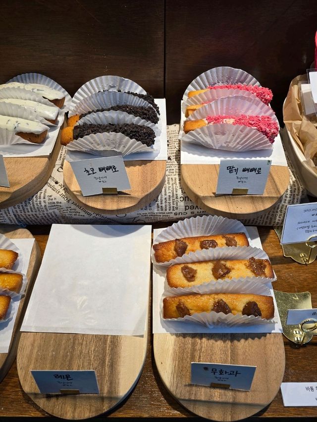 예쁘고 맛있는 딸기디저트가 있는 거제카페🍓