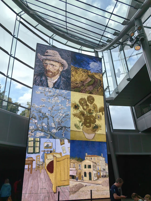 Van Gogh Museum: A Journey Into the Mind of a Genius