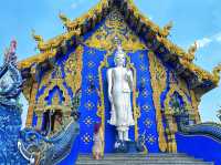 A Stunning Visit to the Blue Temple in Chiang Rai💙