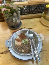 ผาช่อ