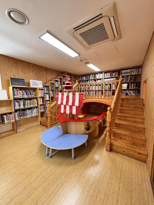 광주 선운지구 아이들과 함께 책 읽기 좋은 도서관, 이야기꽃 도서관