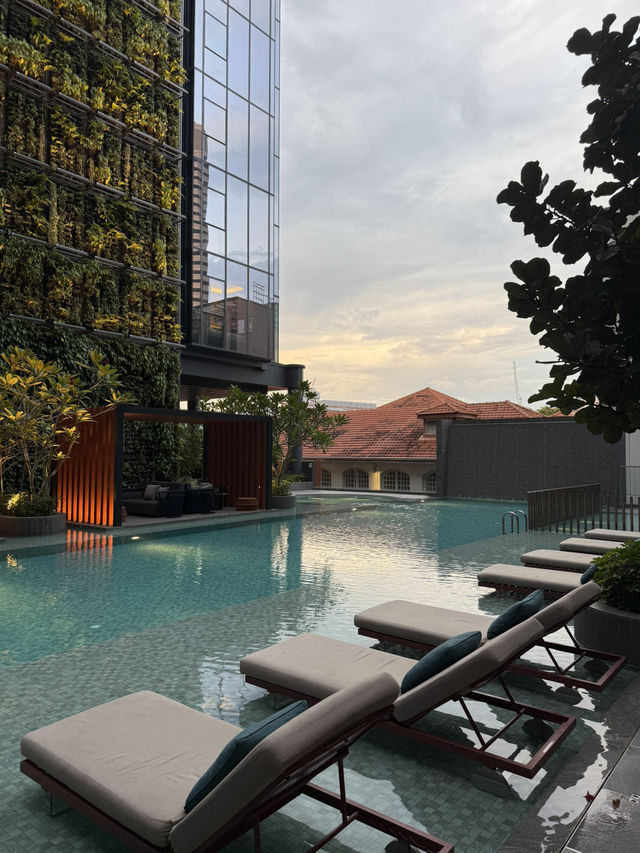 Pool and gym at the Pullman Hillstreet Singapore